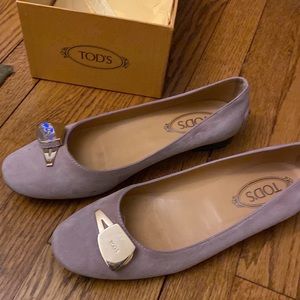 *RARE* Tod’s pale pink ballerina flats